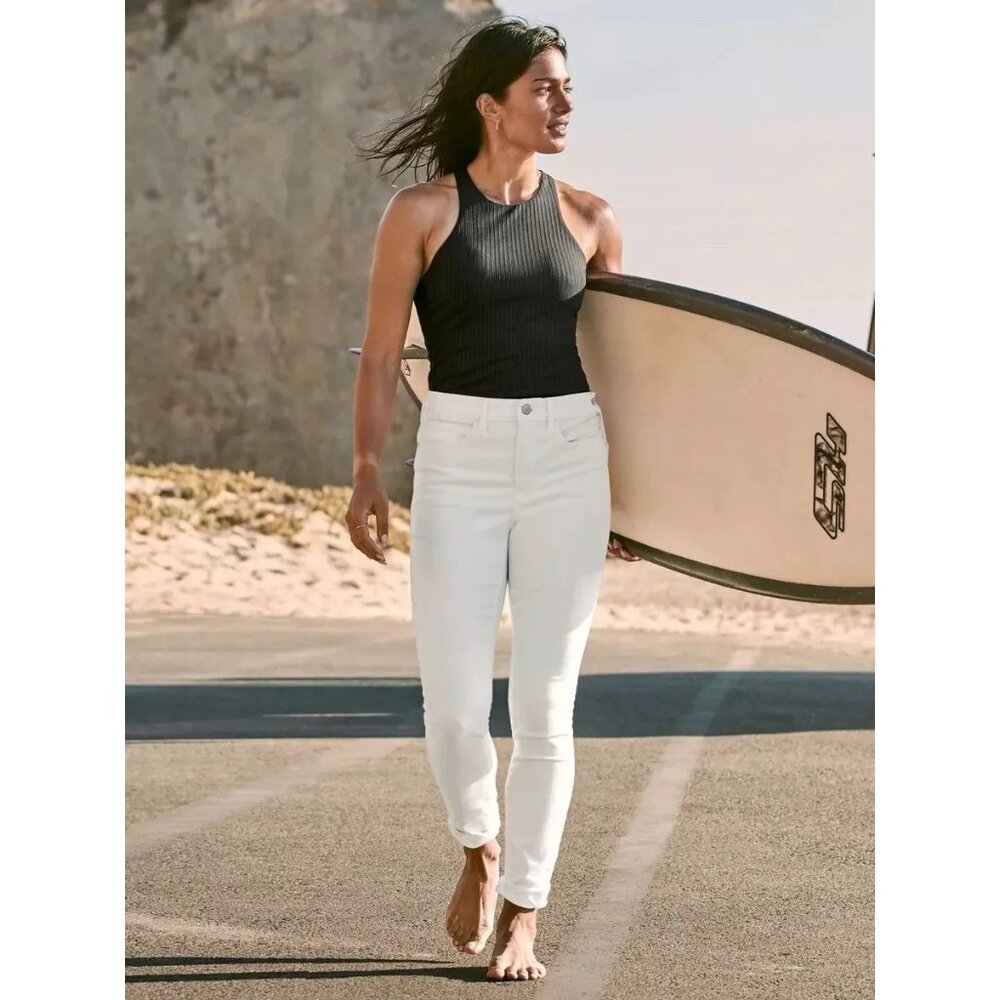 ATHLETA Sculptek Ultra Skinny Jean in White -  Size 4